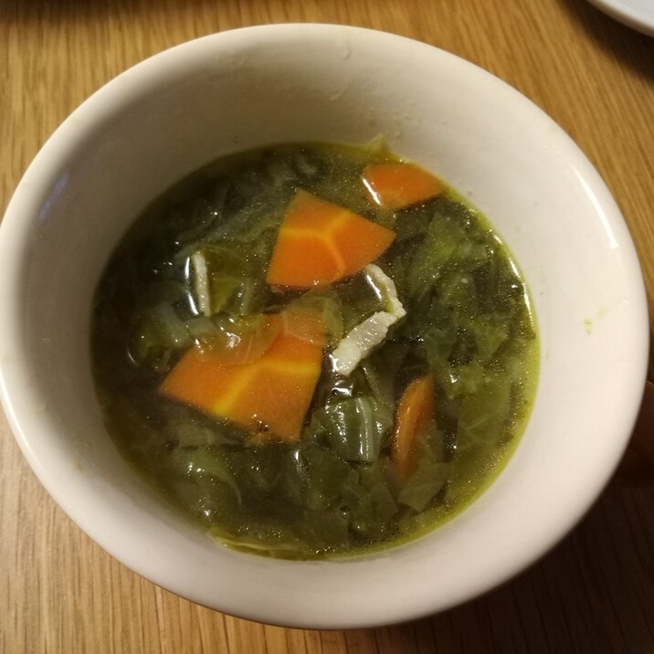 キャベツの外っ葉で作る野菜スープ
